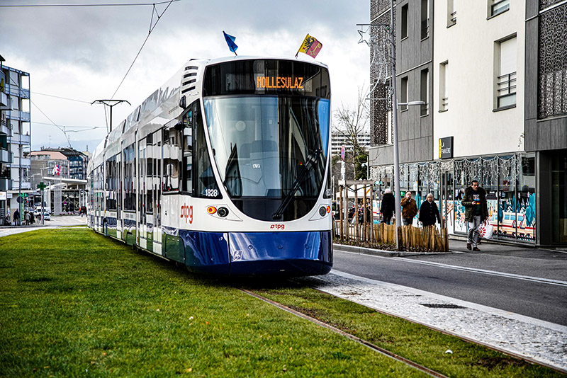 tramway sur les rails
